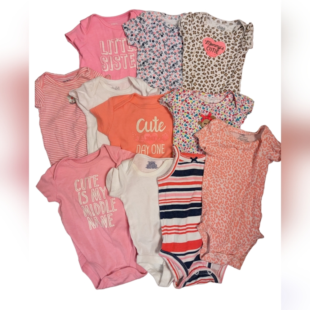 Newborn baby onesies lot Carter's Gerber